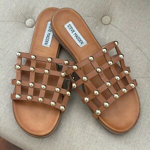 Steve Madden brown leather sandal